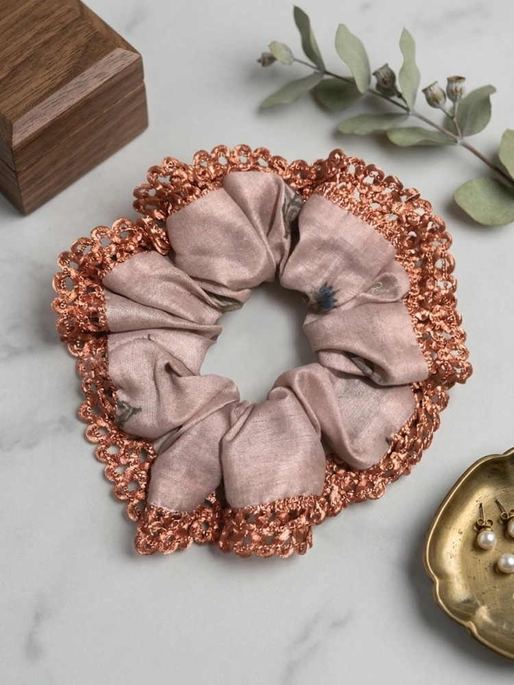 Dusty Rose Scrunhie